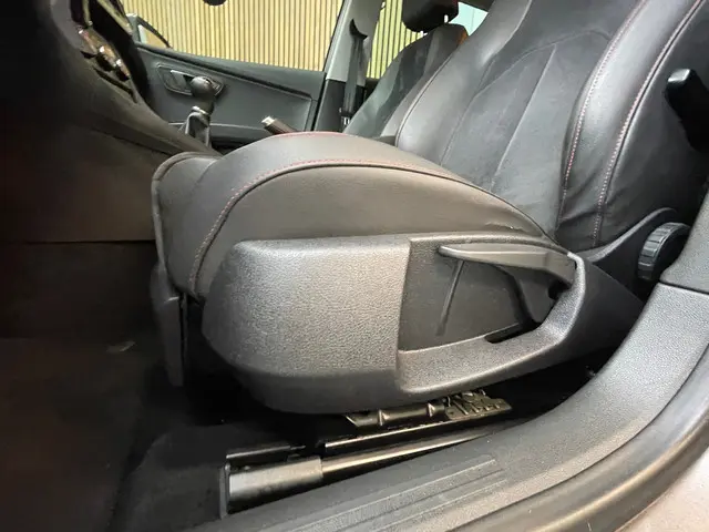 SEAT Leon ST 1.4 TSI FR Business 2013 Benzine 17