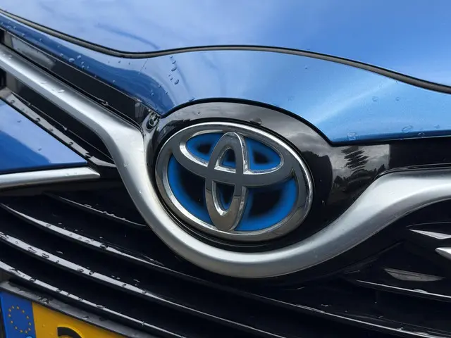 Toyota Yaris 1.5 Hybrid Aspiration 2015 Hybride Benzine 33