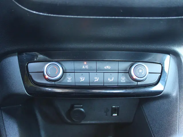 Opel Corsa 1.2 GS Line 2023 Benzine 15