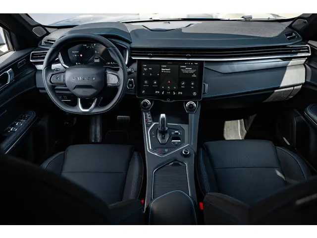 Lynk & Co 01 1.5 2023 Hybride Benzine 9