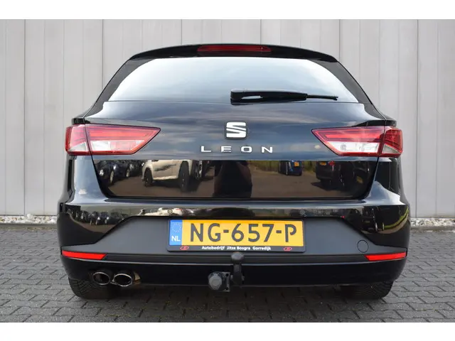 SEAT Leon Sportstourer ST 1.4 TSI 150pk FR 2016 Benzine 18