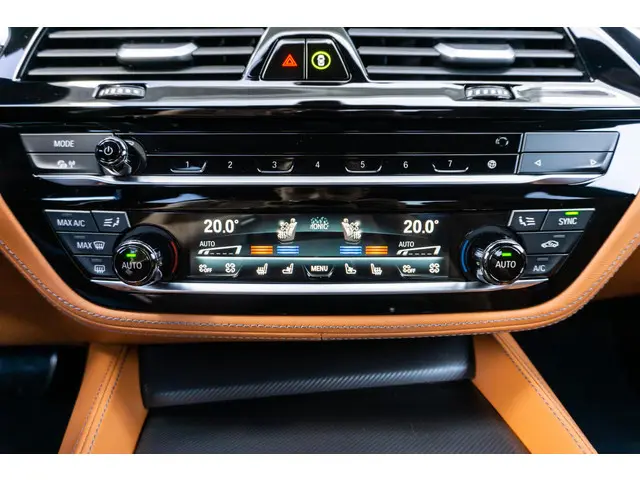 BMW M5 5 Serie Competition 2020 Benzine 52