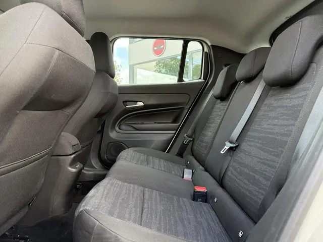 Jeep Avenger Longitude 54 kWh Aut. 2023 Elektrisch 14