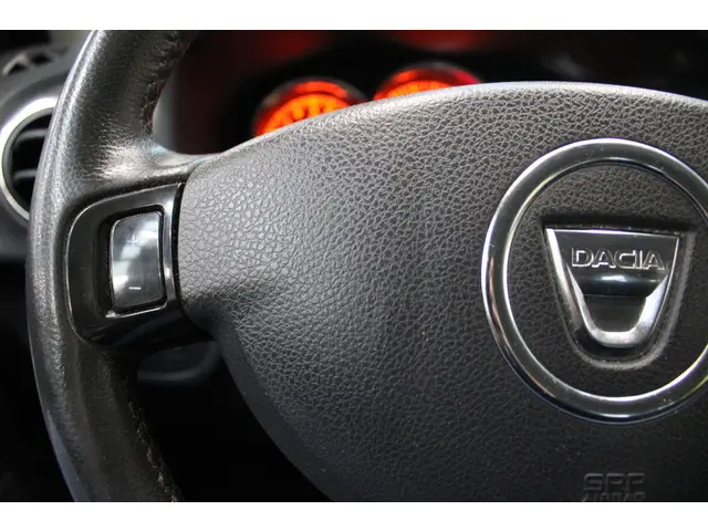 Dacia Logan MCV 0.9 TCe Prestige 2014 Benzine 16