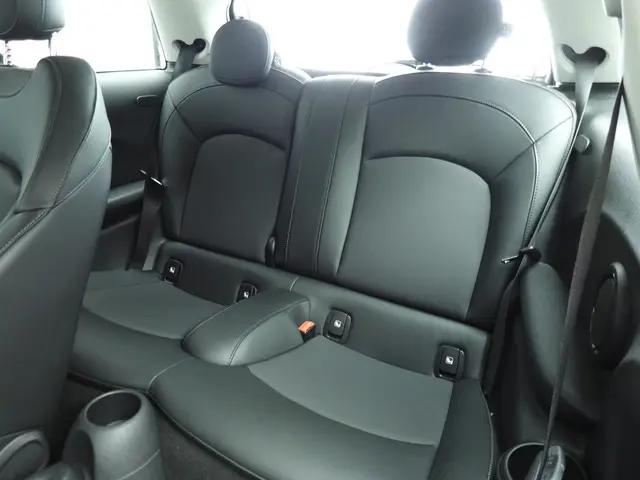 MINI 3-Deurs Cooper 2021 Benzine 8