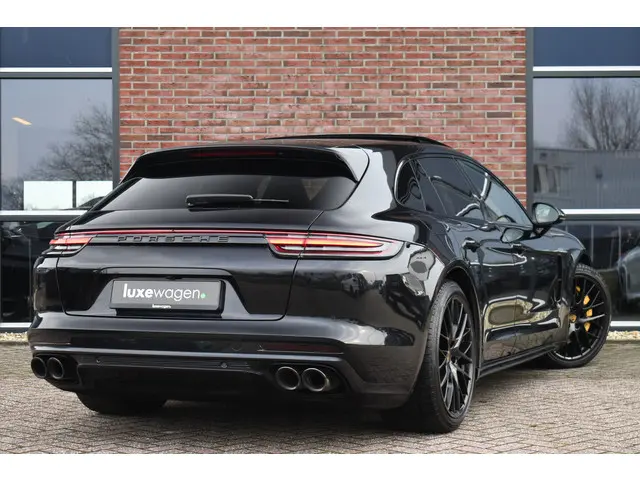 Porsche Panamera Sport Turismo 4 3.0 2017 Benzine 2
