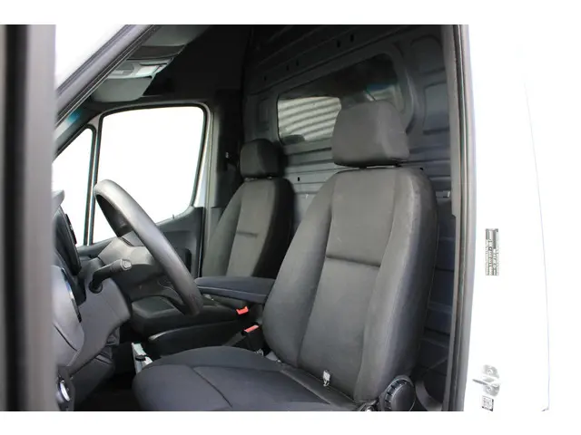 Mercedes-Benz Sprinter 314 L3H2 2020 Diesel 3