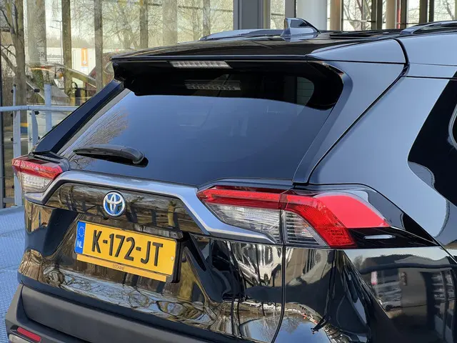 Toyota RAV4 2.5 Hybrid Dynamic 2021 Hybride Benzine 33