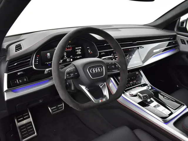 Audi SQ8 4.0 TFSI 507 PK 2025 Benzine 20
