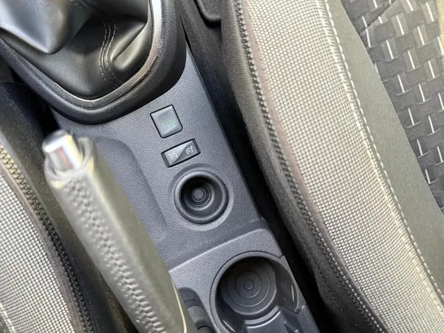 Renault Captur 0.9 TCe Limited 2019 Benzine 20