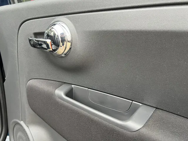 Fiat 500C 1.2 2016 Benzine 29