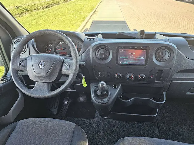 Renault Master 2.3 2019 Diesel 8
