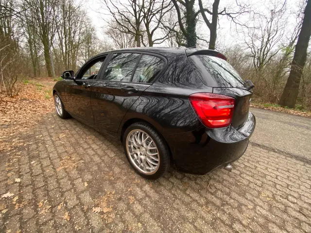 BMW 1 Serie 116i AUTOMAAT. LEDER 2013 Benzine 27