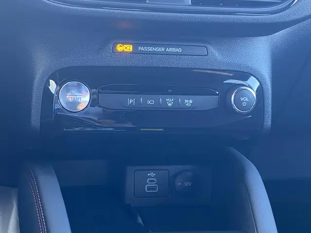 Ford Kuga 2.5 PHEV ST-Line 2025 Hybride Benzine 40