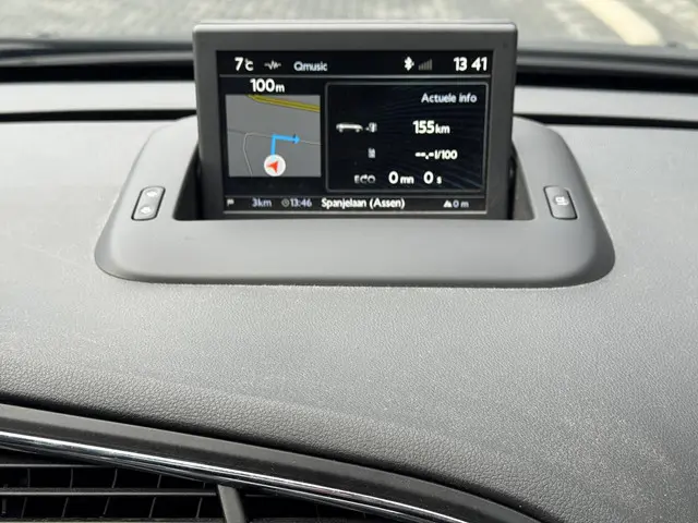 Peugeot 5008 1.2 PureTech Style 7p. 2016 Benzine 26