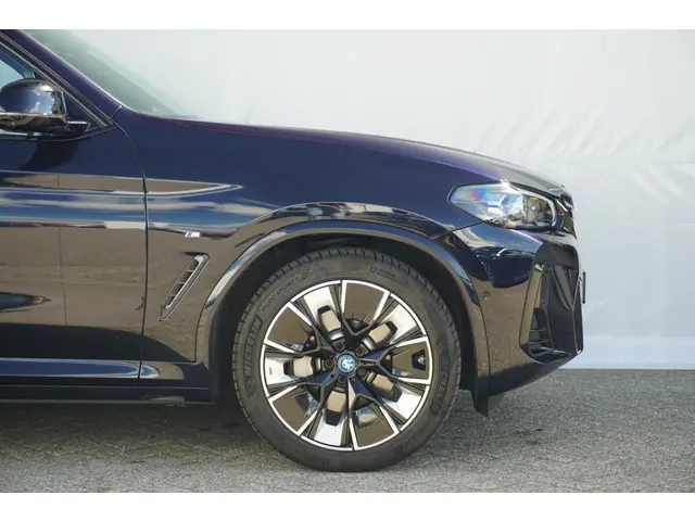 BMW iX3 High Executive 2021 Elektrisch 4