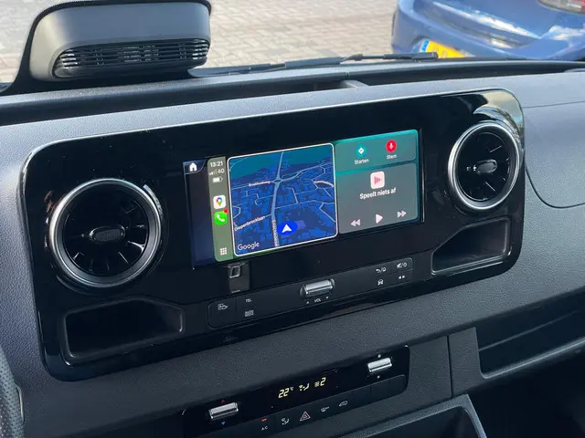 Mercedes-Benz Sprinter 315 1.9 CDI L2H2 RWD 2024 Diesel 15