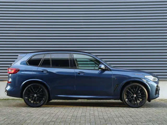 BMW X5 xDrive45e 2022 Hybride Benzine 5