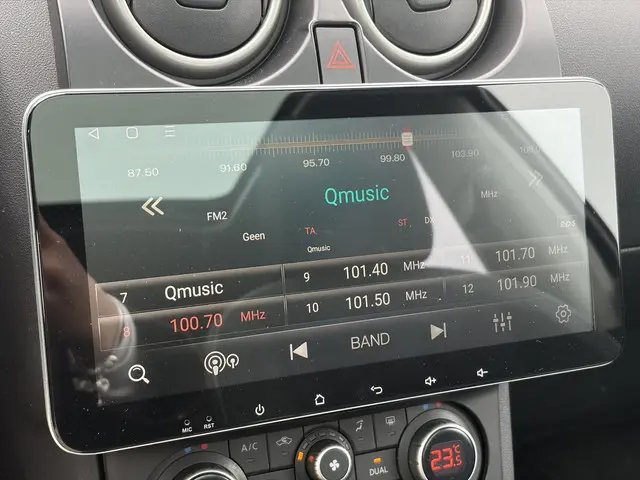 Nissan QASHQAI 1.6 Connect Edition 2013 Benzine 19