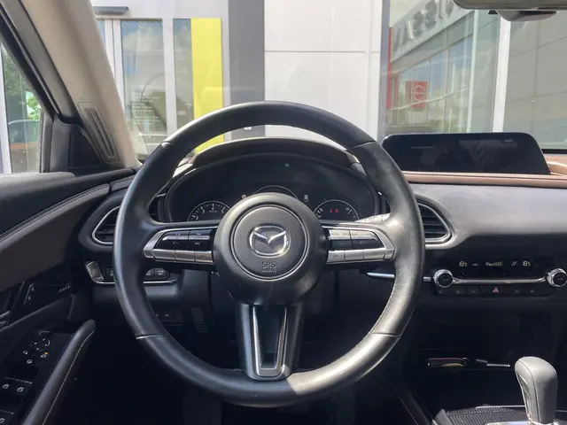 Mazda CX-30 2.0 e-SkyActiv-X M Hybrid Luxury 2023 Benzine 3