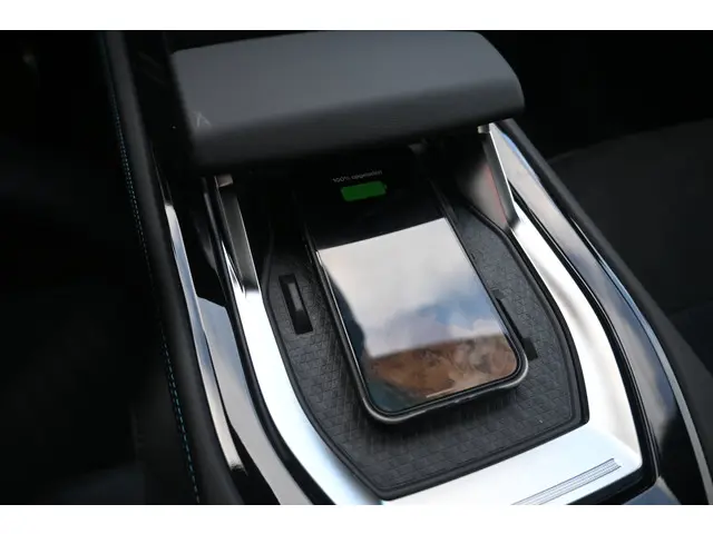 Renault Rafale esprit Alpine 2026 Hybride Benzine 37