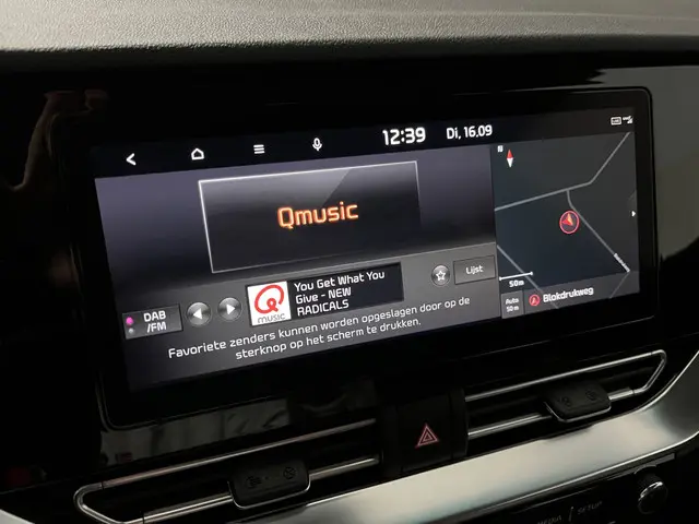 Kia e-Niro DynamicLine 64 kWh 2021 Elektrisch 21