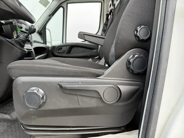 Iveco Daily 35S14 2.3 2018 Diesel 16