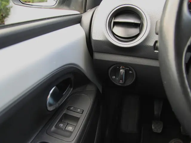 Volkswagen up! 1.0 Active 5drs. Clima | Apps 2021 Benzine 27