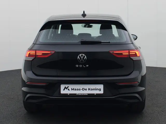 Volkswagen Golf 1.5TSI/130PK Life 2024 Benzine 30