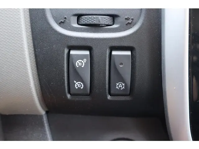 Renault Trafic 1.6 dCi T29 L2H1 DC Comfort 2017 Diesel 26