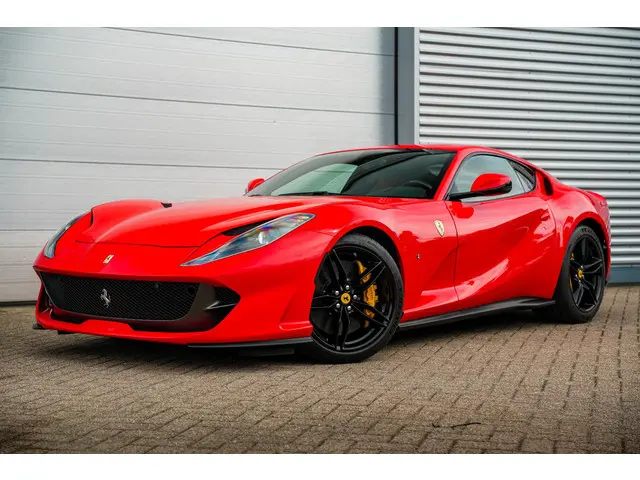 Ferrari 812 Superfast 6.5 V12 HELE 2019 Benzine 39