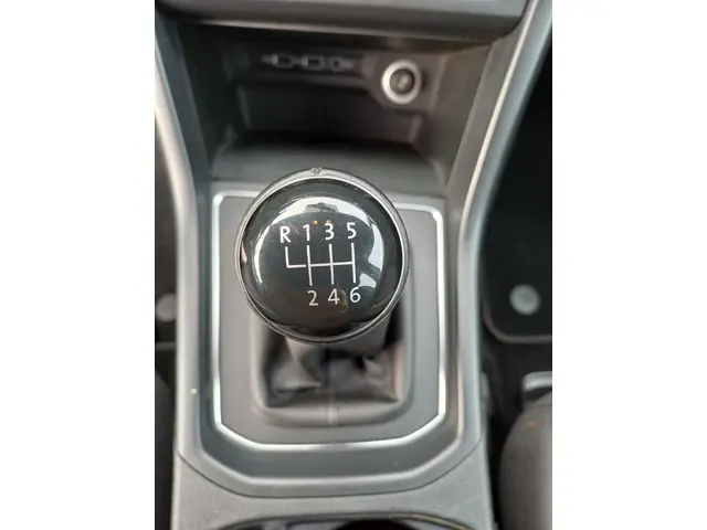 Volkswagen Touran TSI Comfortline 7-Pers. 2019 Benzine 39