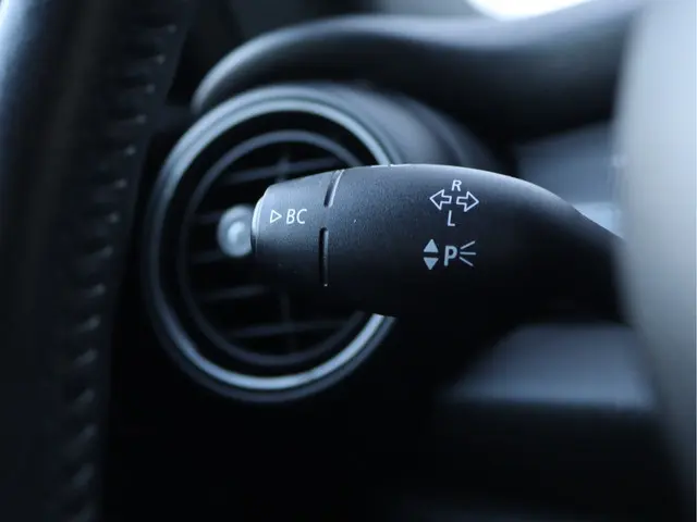 MINI Cooper 1.5 2018 Benzine 28