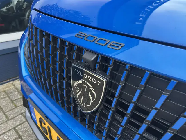 Peugeot 2008 1.2 Turbo 100PK Allure 2024 Benzine 35