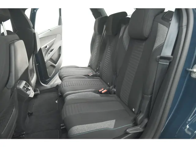 Peugeot 5008 PureTech 130 EAT8 Active Pack 2023 Benzine 29