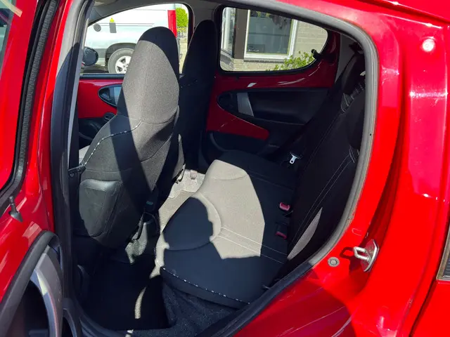 Citroën C1 1.0 First Edition *Airco*Garantie 2012 Benzine 11