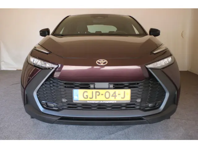 Toyota C-HR 1.8 Hybrid 140 Active 2024 Hybride Benzine 5