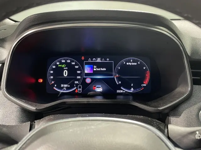 Renault Clio 1.0 TCe 90 GPF techno 2023 Benzine 4