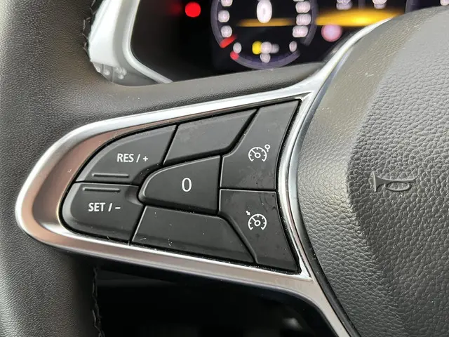 Renault Captur 1.0 TCe 90 Techno 2023 Benzine 21