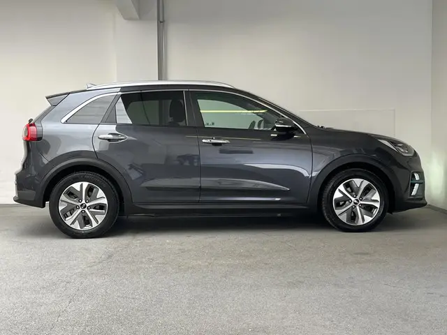 Kia e-Niro ExecutiveLine 64 kWh 2020 Elektrisch 7