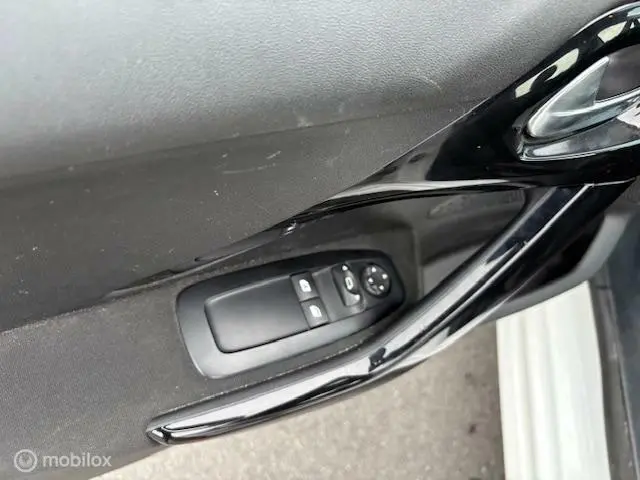 Peugeot 208 1.0 PureTech LIKE 2014 Benzine 14