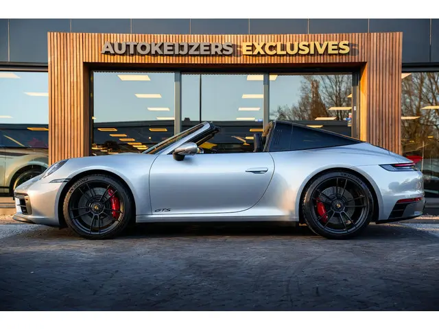 Porsche 911 3.0 Targa 4 GTS 2023 Benzine 5