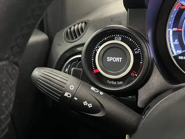 Abarth 500C 1.4 T-Jet Abarth 595 2018 Benzine 15