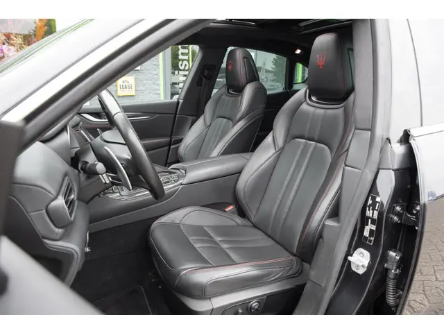 Maserati Levante 3.0 V6 AWD GranSport 2018 Benzine 14
