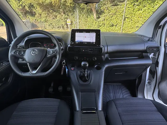 Opel Combo Tour 1.2 Turbo L1H1 Edition 2019 Benzine 18