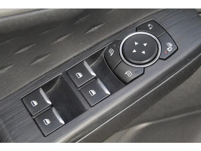 Ford Kuga 2.5 PHEV ECC, 2020 Hybride Benzine 6