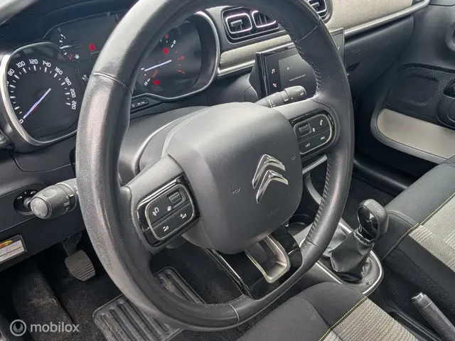 Citroën C3 1.2 PureTech ELLE 2017 Benzine 13