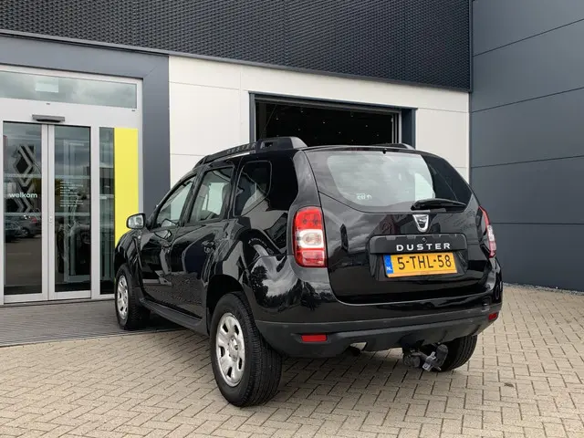 Dacia Duster 1.2 TCe 4x2 Lauréate 2014 Benzine 6