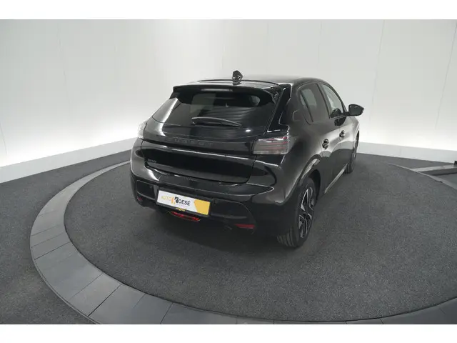 Peugeot 208 PureTech 100 Allure 2024 Benzine 52