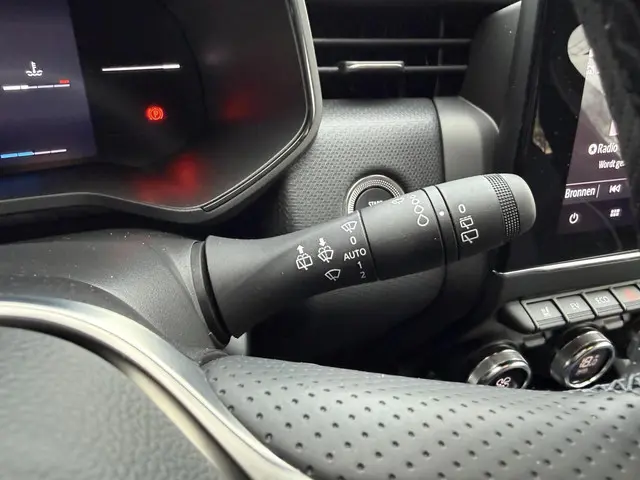 Mitsubishi Colt 1.6 HEV Intense+ 2024 Hybride Benzine 15